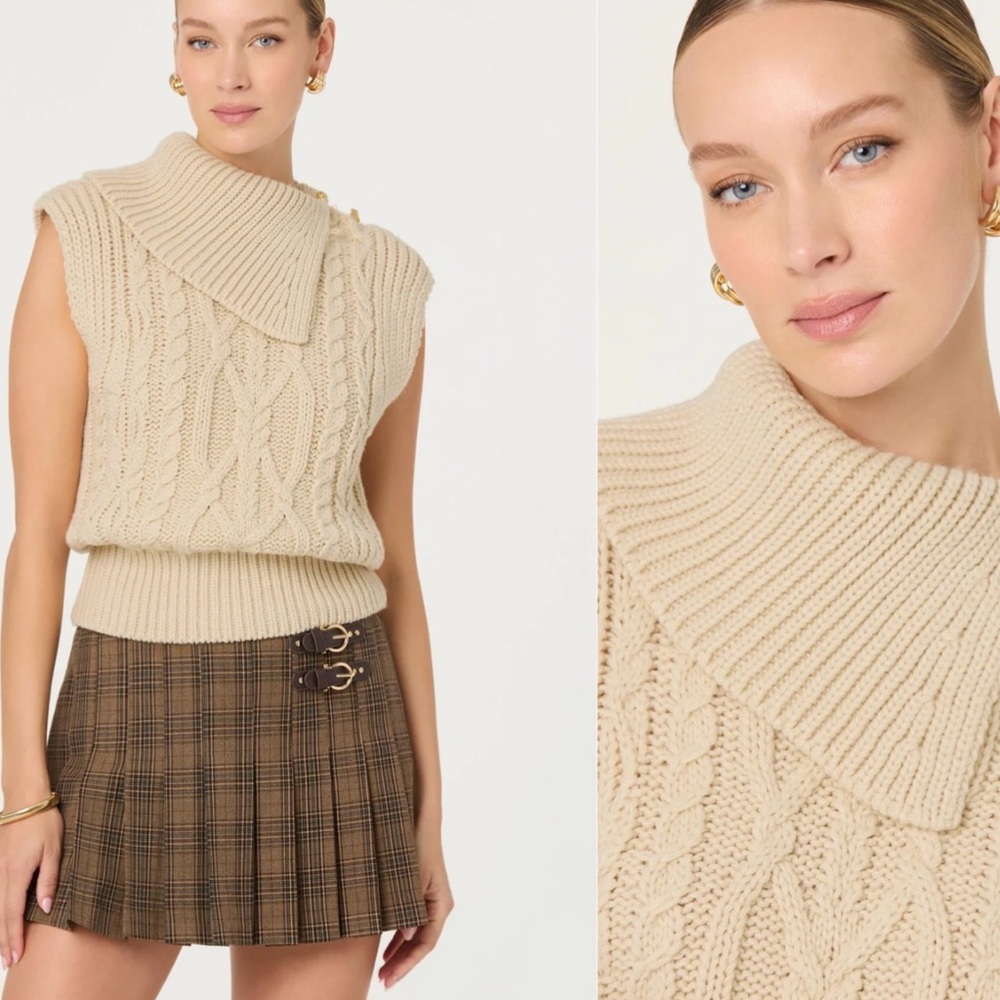 New ASTR The Label Kirstin Sleeveless Cable Knit Foldover Collar Sweater XS - Picture 6 of 7